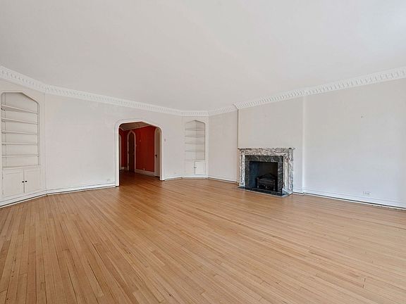 4th image of 5750 S Kenwood Ave #2S