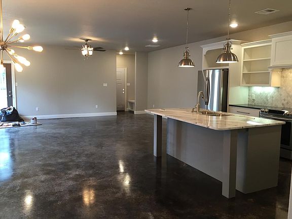 Living/Kitchen