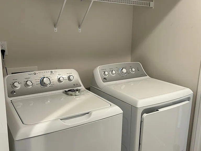 525 Hampton Townes Dr — Photo 17