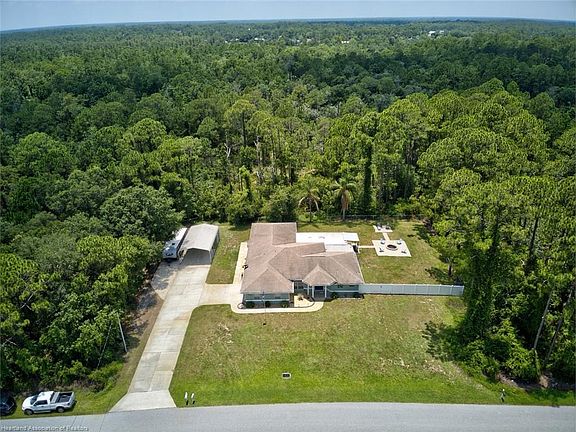 3rd image of 5205 Lake Haven Blvd
