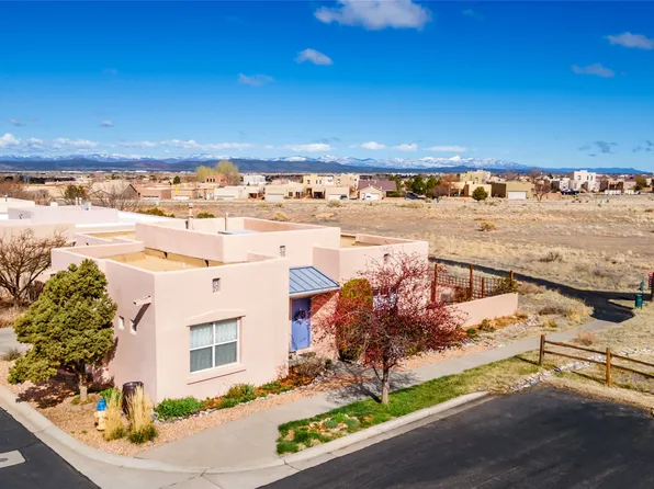 1 Spirit Run Pl, Santa Fe, NM 87508