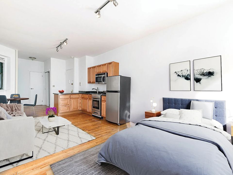 1st image of 242 Mulberry St #25