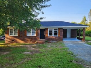 256 Piedmont Rd, Hull, GA 30646