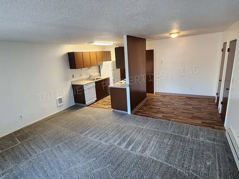 32 SE 60th Ave #1 — Photo 6
