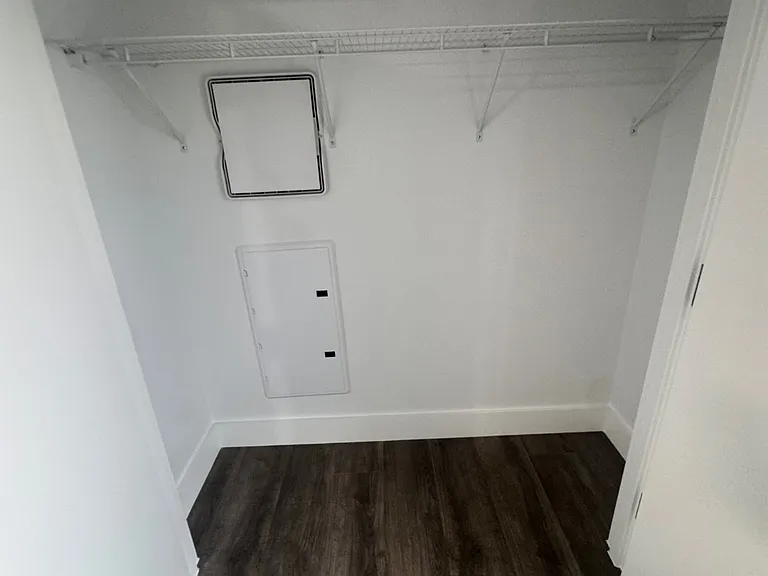 1353 Castle Hill Ave — Photo 8