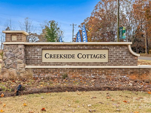 4th image of 1512 Cottage Creek Dr