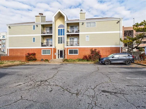 315 24th St APT 120, Virginia Beach, VA 23451