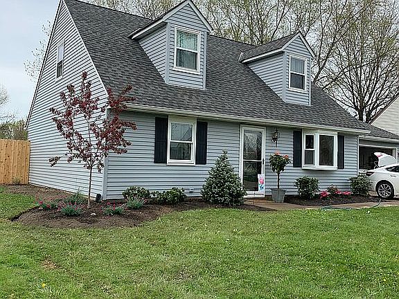 2nd image of 132 Tennessee Dr