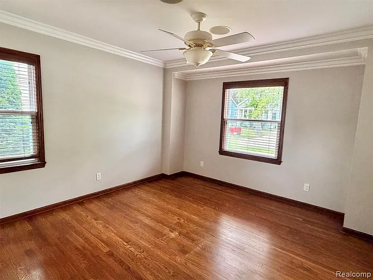 2111 Earlmont Rd — Photo 16