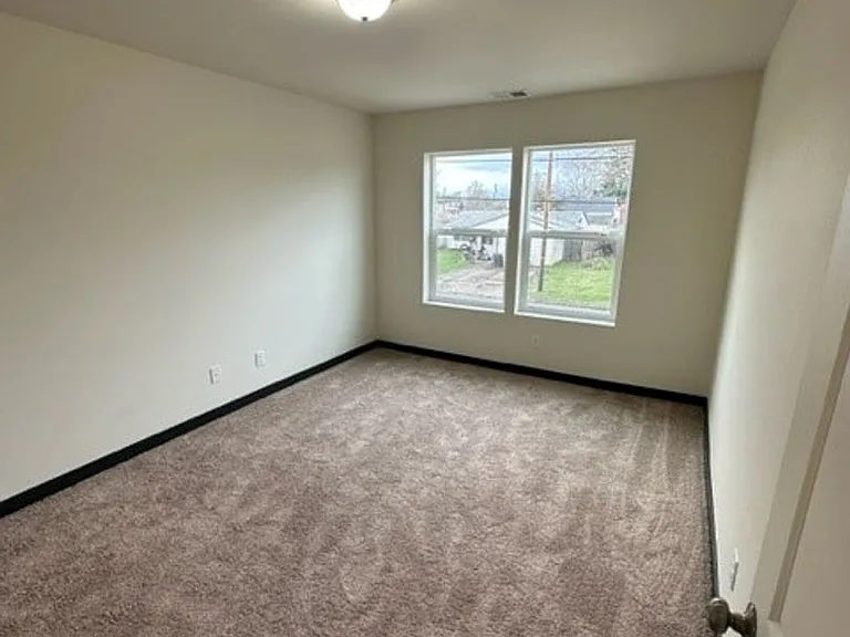 1515 Jefferson St SE — Photo 22