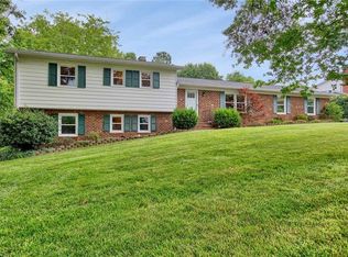 1412 Fernwood Dr, High Point, NC 27262