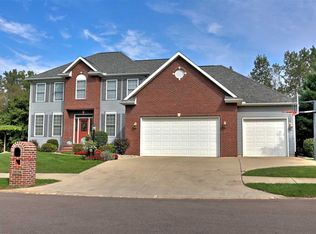 3628 Oak Ridge Dr, Elkhart, IN 46517