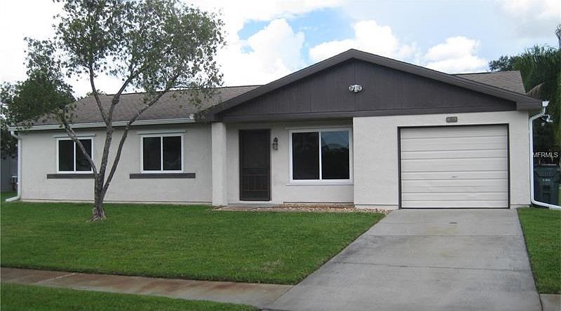 Spacious 3 bedroom, 2 bath in popular Jockey Club