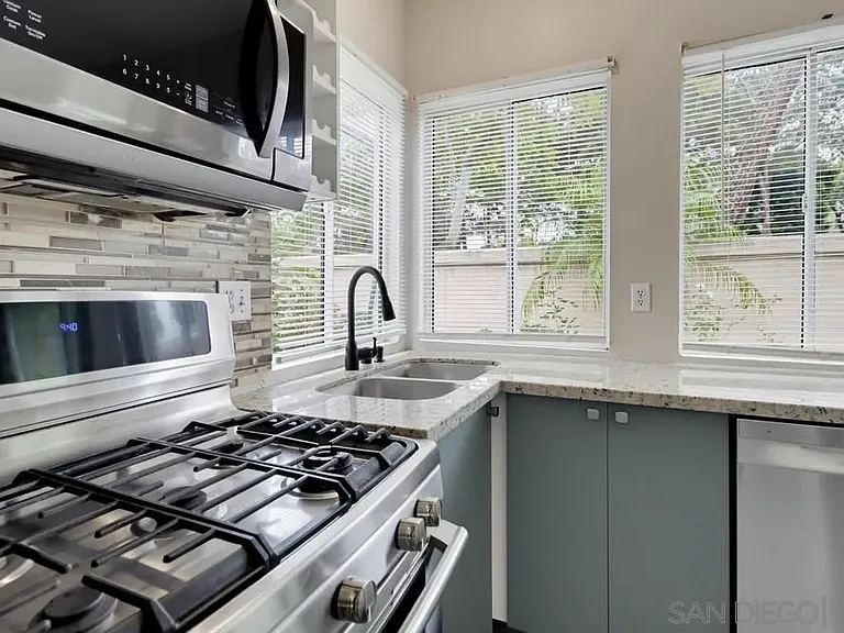 1103 Pacific Grove Loop — Photo 17