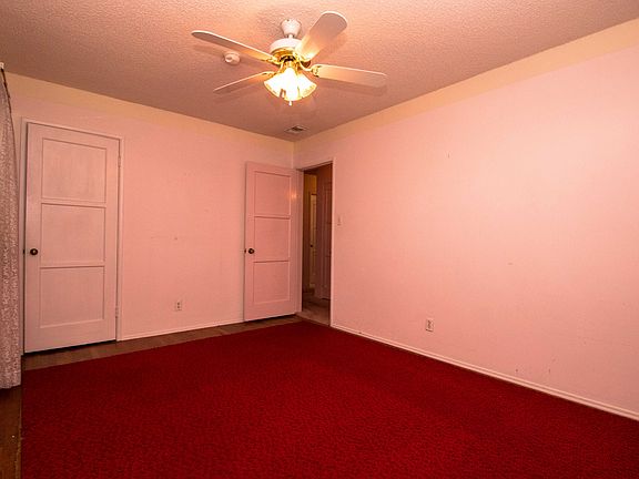 5th image of 452 Saint Bonaventure Ave