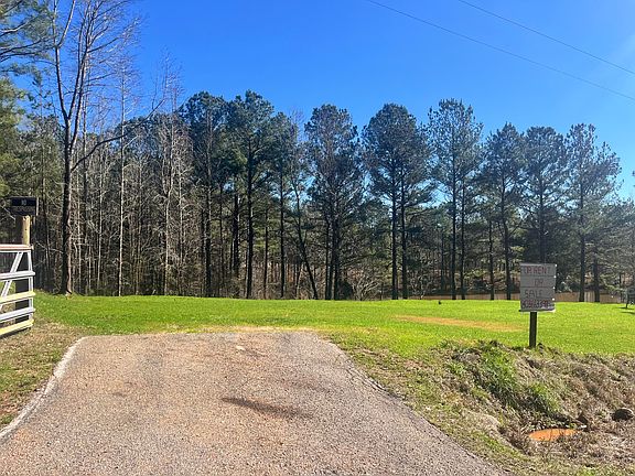 5th image of 17 Rolling Hills Dr