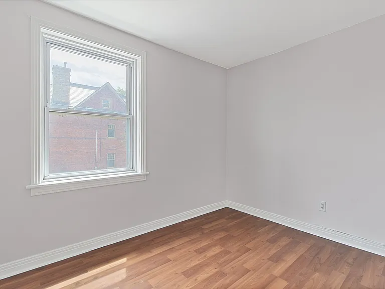 481 Besserer St #1 — Photo 30