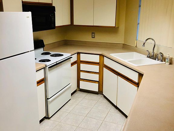 2nd image of 4850 E Desert Cove Ave Unit 210