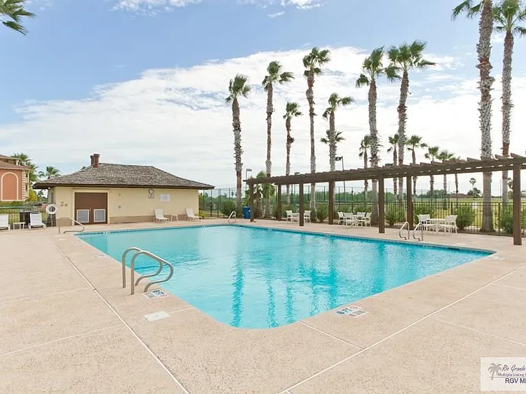 15 Cypress Point Dr — Photo 31