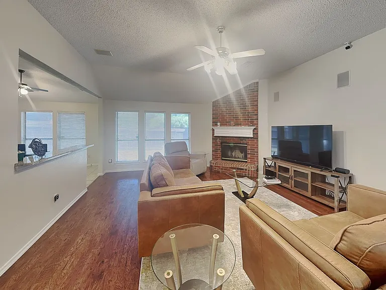 5202 High Island Dr — Photo 7