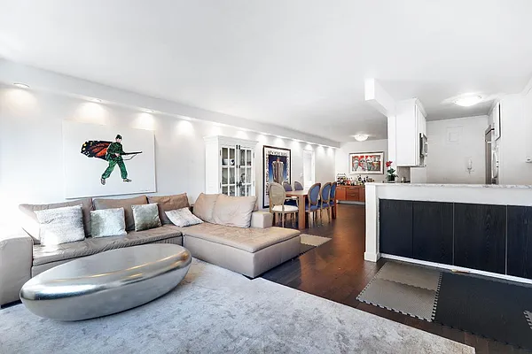 Sold by Real Direct | media 12