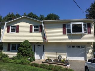 109 Shore Rd, Andover, NJ 07821
