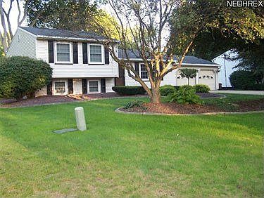 2nd image of 559 Laurelwood Dr SE
