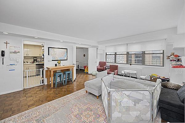 1st image of 155 W 68th St APT 1704