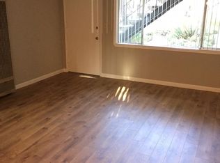 280 Chiquita Ave APT 4, Mountain View, CA 94041