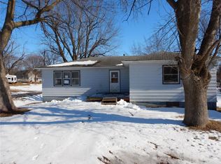 313 N Main St, Monroe, IA 50170