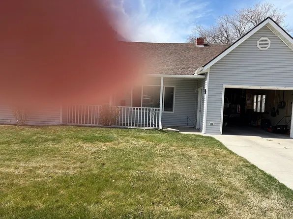 742 Fort Hall Ave, American Falls, ID 83211