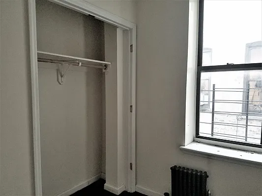 Rented by The Hamilton Group | media 7