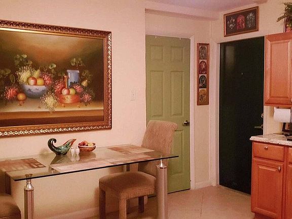 5th image of 1466 S Congress Ave #1