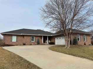 1520 Eastland Pl, Pratt, KS 67124