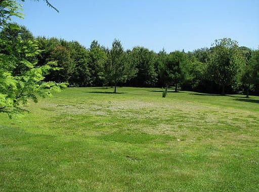 4th image of 8 Garafalo Dr