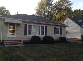 5320 E 141st St, Maple Heights, OH