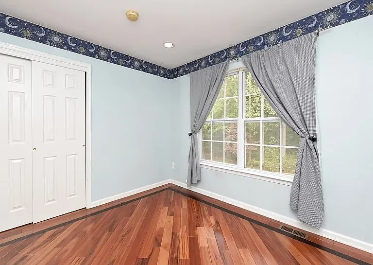 6 Woodfield Ct — Photo 19