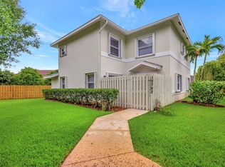 13792 Yarmouth Dr, Wellington, FL 33414