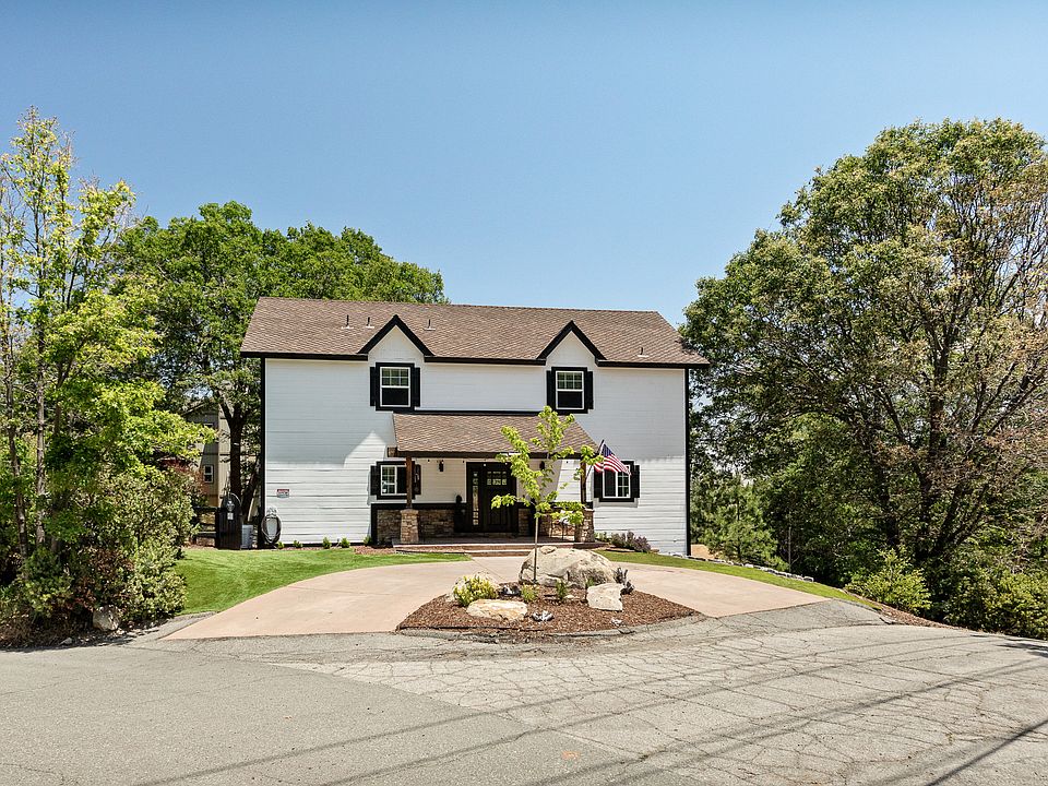 1st image of 1498 Deer Way Dr