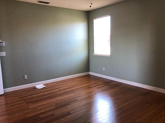 2nd image of 1830 Cagney Way
