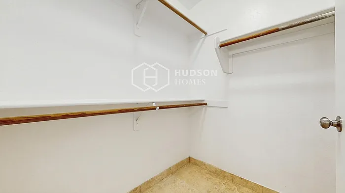 3259 E Kerry Ln — Photo 17