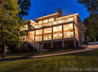 691 Via Appia Dr, Sunrise Beach, MO 65079