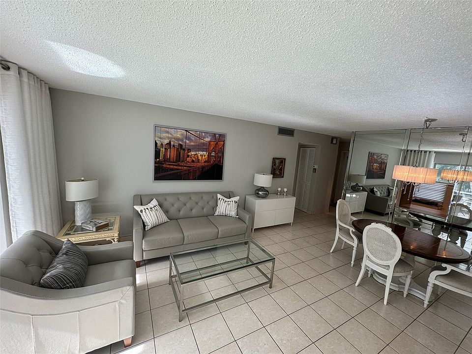 1st image of 500 NE 14th Avenue #206