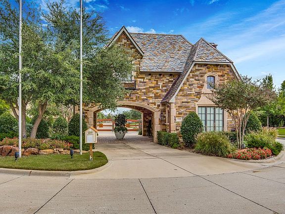 5th image of 8608 Wakefield Dr