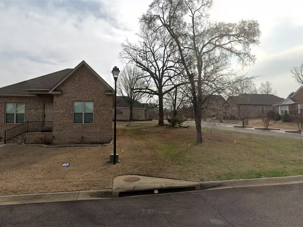 2326 Saxony Blvd, Searcy, AR 72143