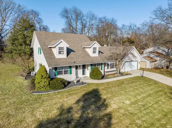 17211 Barryknoll Way, Granger, IN 46530