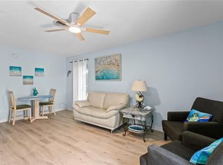 501 E Bay Dr APT 104, Largo, FL 33770