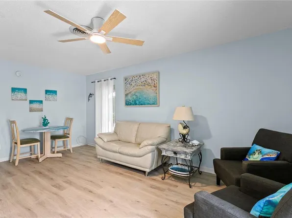501 E Bay Dr APT 104, Largo, FL 33770