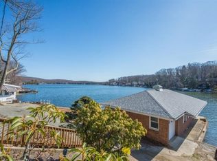 237 Squaw Trl, Andover, NJ 07821