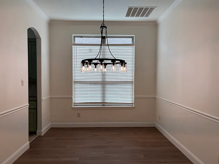 2206 Hartley Dr — Photo 9